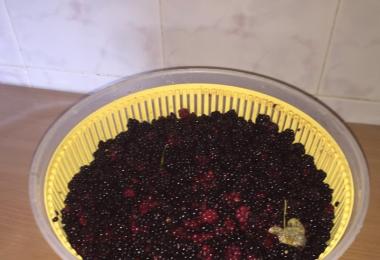Варенье из ежевики с целыми ягодами густое (4 рецепта)